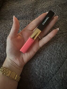 NEW CHANEL Liquid Lip- Le Rouge Duo Ultra Tenue 124 Soft Candy
